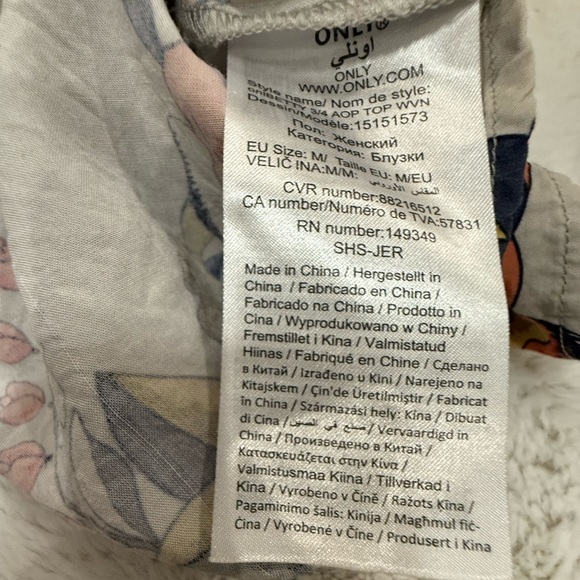 ONLY Size 38 US Medium Beige/Floral Short Shirt 3/4 Sleeves - Picture 4 of 5